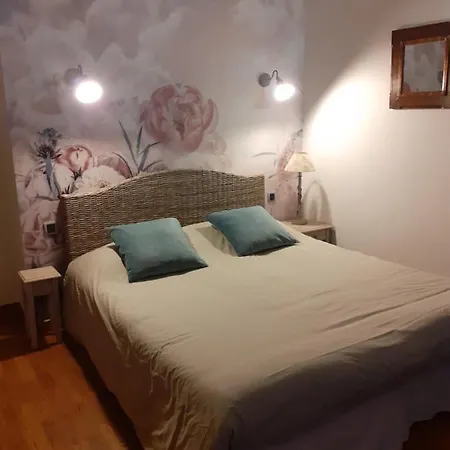 Bed & Breakfast 7 , Le Montraye 3*