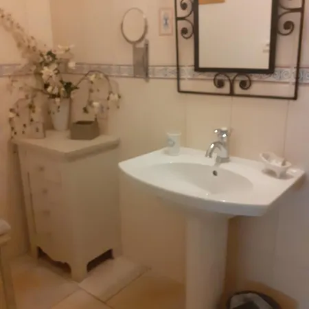 7 , Le Montraye Pace (Orne)