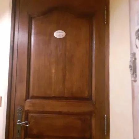 7 , Le Montraye Nocleg ze śniadaniem