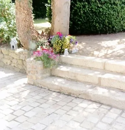 Bed & Breakfast 7 , Le Montraye