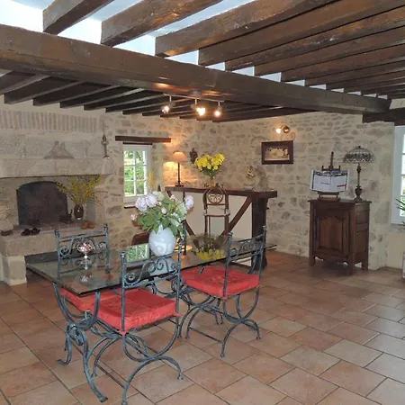 Bed & Breakfast 7 , Le Montraye 3*