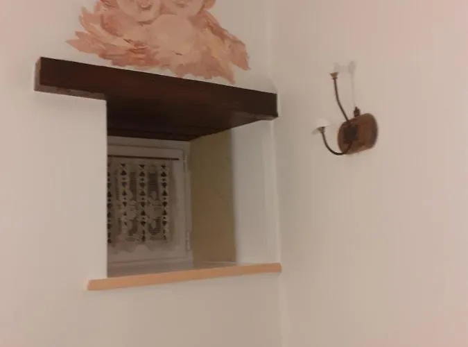 7 , Le Montraye Pace (Orne)