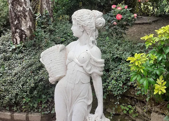 7 , Le Montraye Pace (Orne)