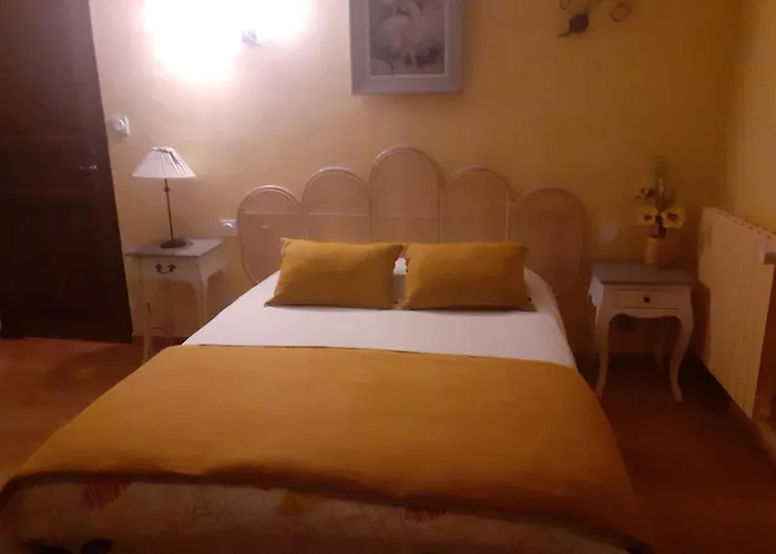 7 , Le Montraye 3* Pace (Orne)