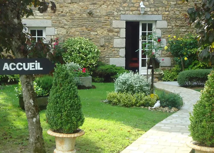 7 , Le Montraye 3* Pace (Orne)