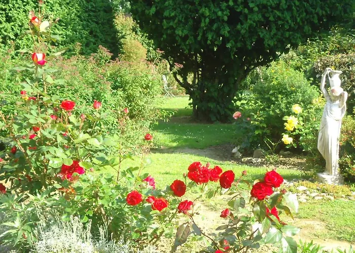 7 , Le Montraye Pace (Orne)