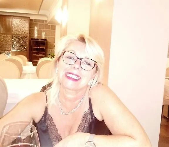 7 , Le Montraye Bed & Breakfast Pace (Orne)