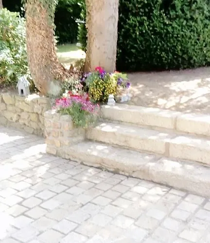 Bed & Breakfast 7 , Le Montraye